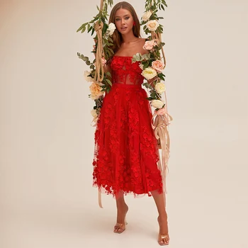 Luksuzni Diplomi Obleko Midi 3D Cvetje brez naramnic Črto Čipke Stranka Obleke Rdeči Čaj Dolžina Backless Iluzijo Formalno Večerne Obleke
